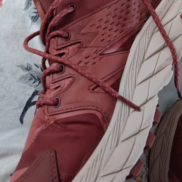 Hoka One One 9.5B (wide) Burgundy women's 42EU - Picture 13 of 13